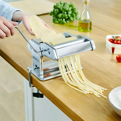 Maquina Para Hacer Pasta + Spaggetti + Cintas 3 En 1 Color Plateado